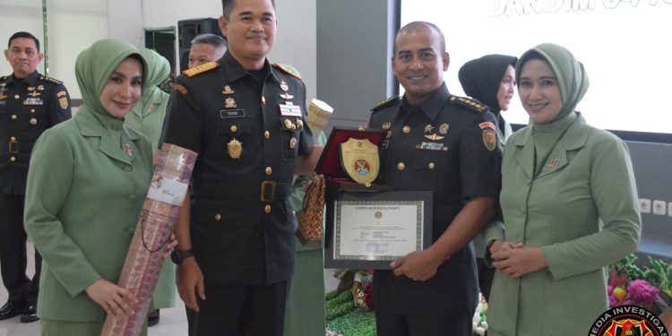 Sertijab Tiga Pejabat Korem 044 Gapo,Pesan Danrem: Singsingkan Lengan Baju, Kita Siap Laksanakan Tugas Yang Kita Emban