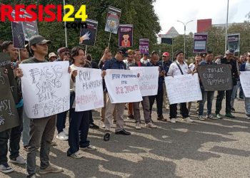 Ratusan Koalisi  PERS Sumsel Geruduk Kantor DPRD Sumsel Tolak Revisi RUU Penyiaran