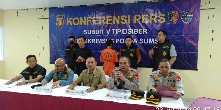 Polda Sumsel Menangkap Tersangka Penyebaran Video dan Foto Asusila.