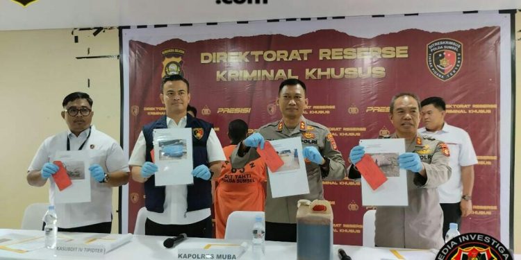 Polda Sumsel Tangkap Pemilik Sumur Minyak Ilegal di Sungai Lilin yang Terbakar Hingga Cemari Sungai Dawas