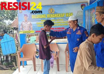 Isi Bulan Suci Ramadhan, Polairud Pangkalan Sandar Upang Santuni Puluhan Anak Yatim