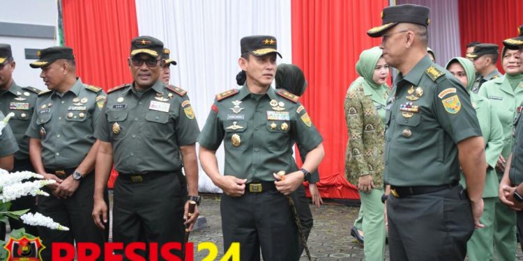 Kodam II/Swj Gelar Bazar Murah, Danrem 044/Gapo : Solusi Bantu Kebutuhan Keluarga Prajurit