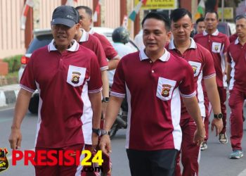 Semarak HUT RI ke-80, Kapolres Muara Enim Ajak Masyarakat Jalan Santai dan Senam Bersama