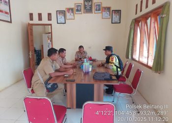 Bhabinkamtibmas Desa Trikarya Laksanakan Sambang dan Himbauan Kamtibmas