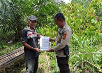 Personil Polsek Belitang III berikan himbauan Jangan Buka Lahan Dengan Dibakar