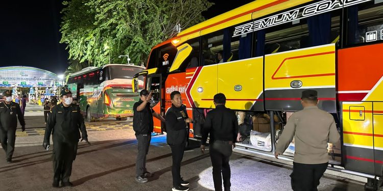 Penyelundupan Ratusan Ekor Satwa Liar Jenis Burung Berhasil Digagalkan oleh Tim Gabungan KSKP Bakauheni