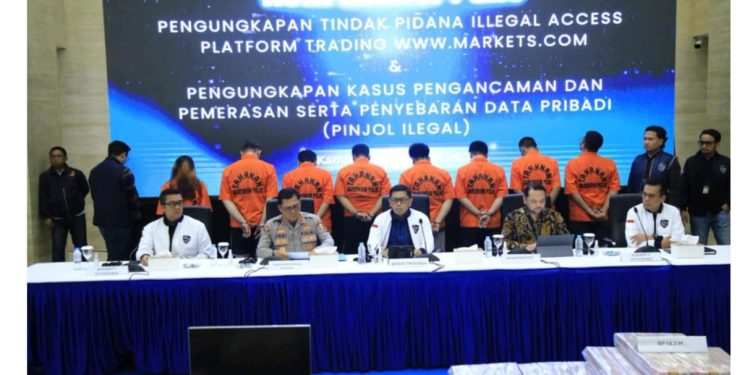 Bareskrim Polri Bongkar 2 Aplikasi PINJOL Ilegal, 400 Korban Diperas Dan Diancam