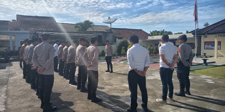 Apel Pagi Polsek Belitang III, Kapolsek Tekankan Disiplin dan Pelayanan Prima kepada Masyarakat