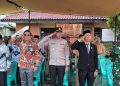 KAPOLSEK BELITANG III MENGHADIRI UPACARA DALAM RANGKA MEMPERINGATI HUT PGRI KE 80 DAN HARI GURU NASIONAL TAHUN 2025 DI LAPANGAN KANTOR KECAMATAN BELITANG III KAB. OKU TIMUR