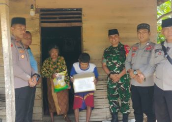 Kapolsek Belitang III IPTU Sapariyanto Pimpin Jum’at Berkah Personil