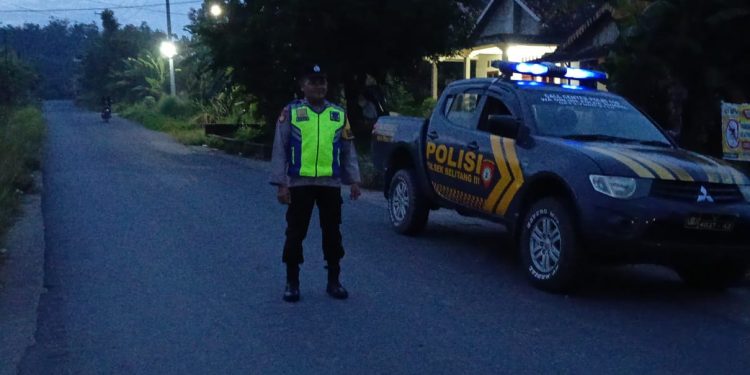 Jaga Kamtibmas, Polsek Belitang III Laksanakan Patroli Subuh