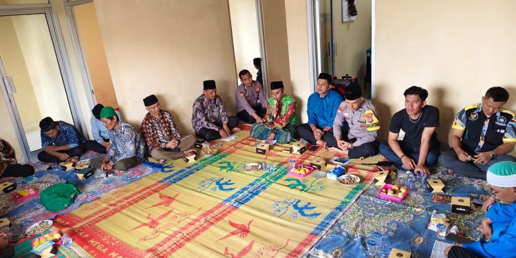 Ciptakan Kamtibmas Kondusif, Polsek Katibung Gelar Doa Bersama